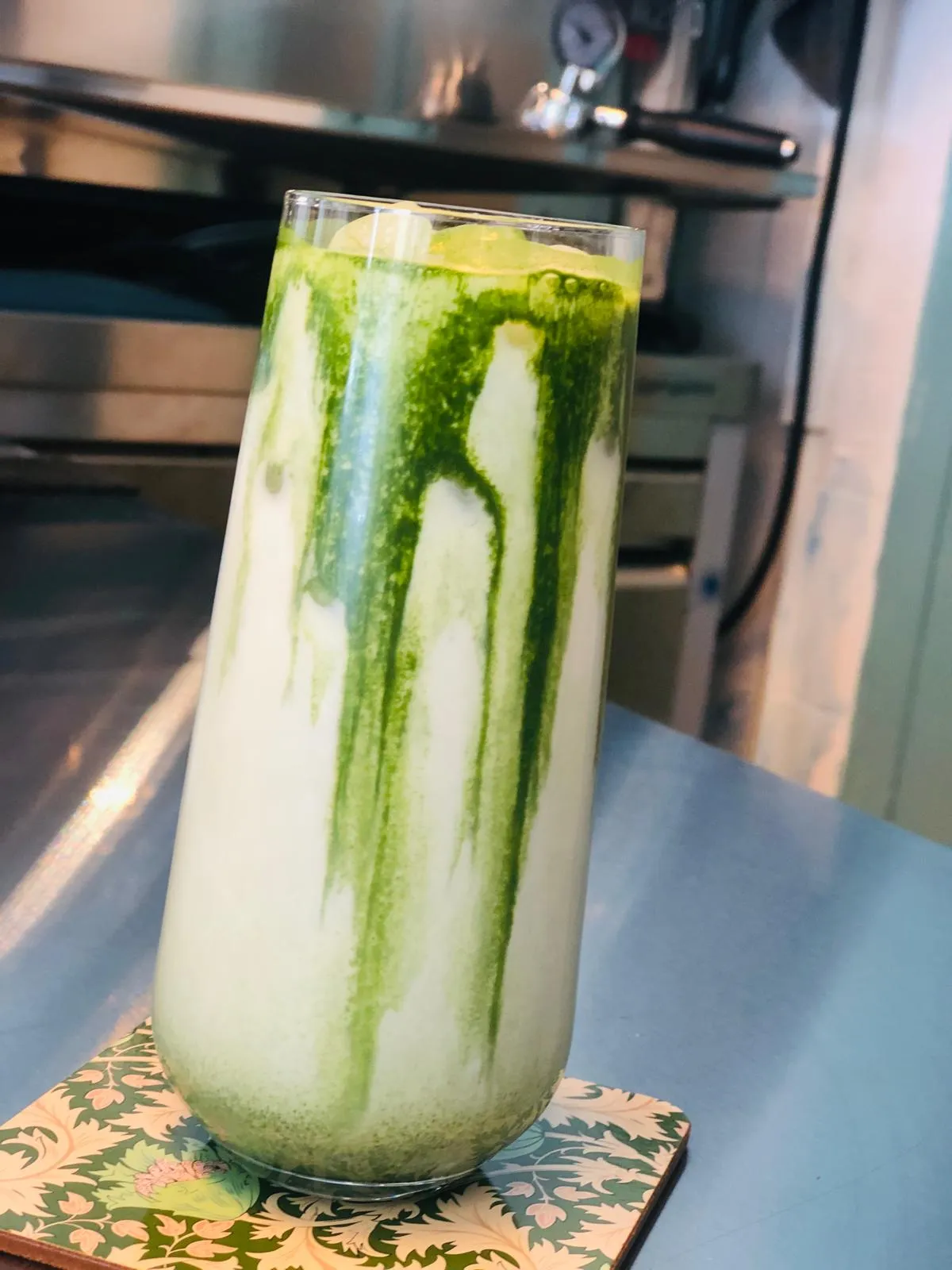 Limonade von Jon Cafe - Mirand Sinanaj